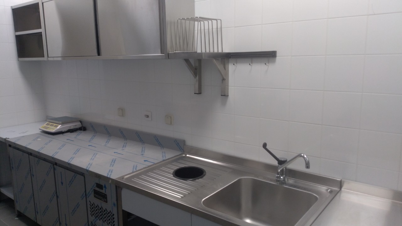 IMG-ce60f396cbe835d85d4e4e4e7b5a2cbf-V